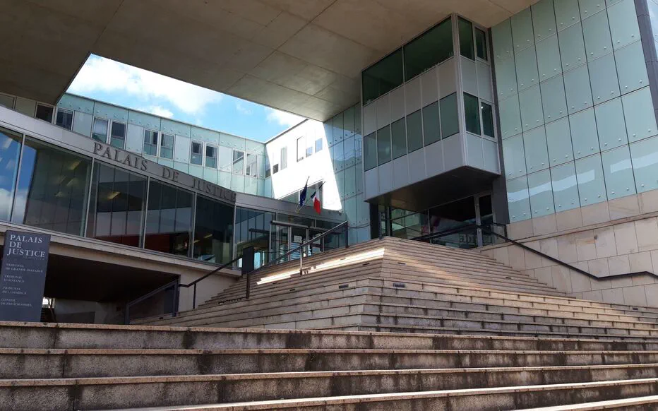 Deux nourrices en prison pour trafic de drogue