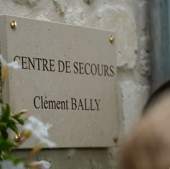 Hommage solennel : un pompier local devient une légende vivante