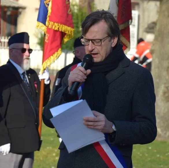 Insultes en ligne : un résident de Pont-Sainte-Maxence condamné pour avoir difffusé des images injurieuses envers le maire