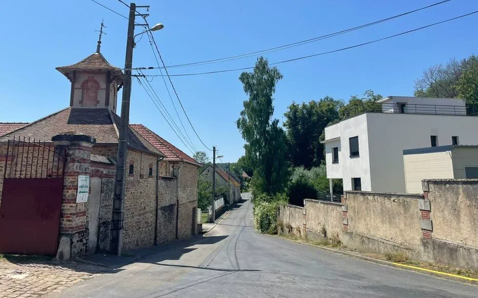 La colère des villageois face aux fêtes endiablées