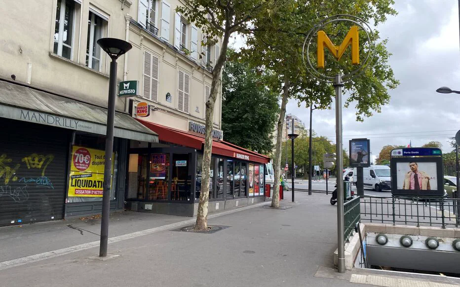 La porte Dorée de Paris et son fast-food controversé
