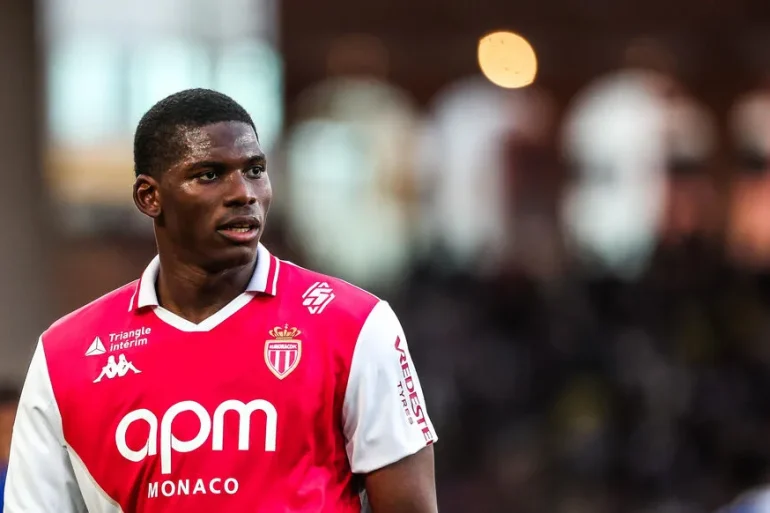 Le Stade Rennais recrute Breel Embolo