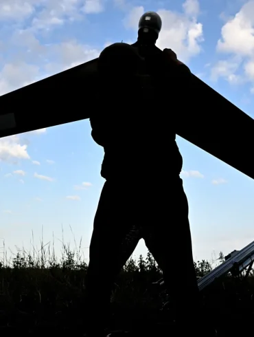 Les défenses aériennes russes déjouent une attaque de drones sur Koursk