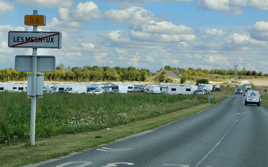 Les Mesneux face à un afflux inattendu de personnes