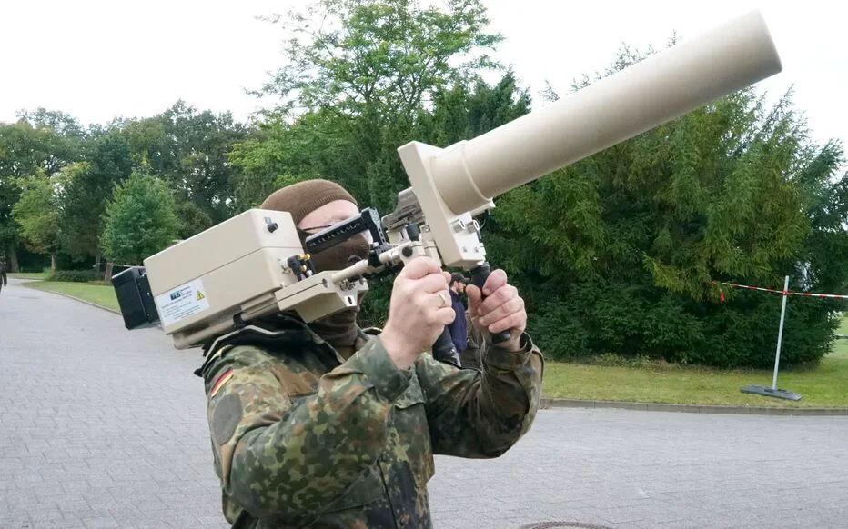 Les pays européens face à une vague de survols de drones, dont certains imputés à la Russie