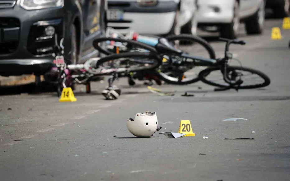 Libération inattendue du chauffeur-livreur Djoukouda S. : une erreur de procédure met en lumière la justice française