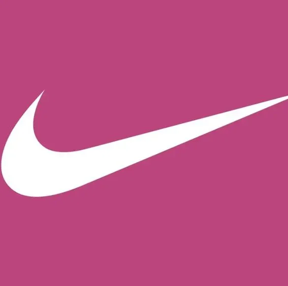 Nike Store propose une remise impressionnante sur les baskets Nike Pacific aux teintes roses intenses