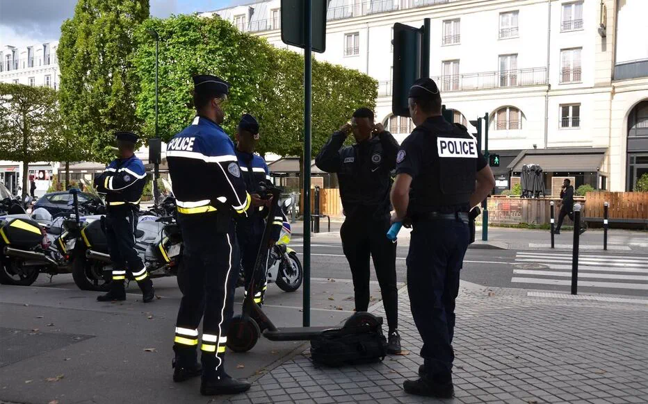 Opération contre les accidents de trottinette électrique à Chessy
