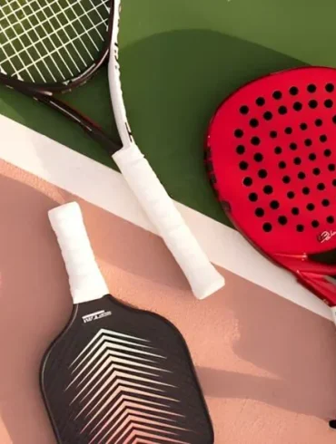 Raquette de padel Wilson Bela Team V2 : prix incroyable chez Cdiscount !