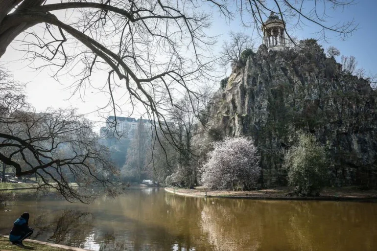 Rénovation du parc des Buttes Chaumont : un chantier ambitieux pour le XIXe arrondissement