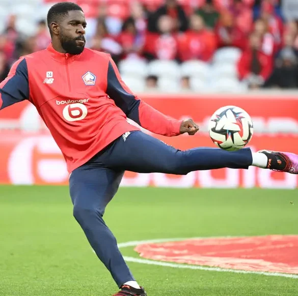 Samuel Umtiti, l'énigmatique défenseur central français, raccroche les crampons