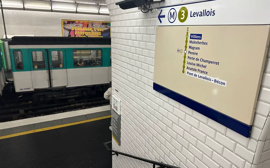 Traumatisme dans le métro : une jeune étudiante face à une agression sexuelle