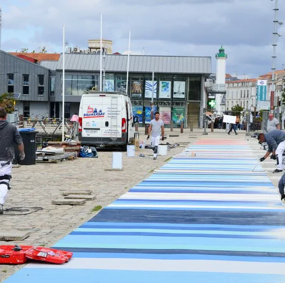 Une frise artistique pour alerter sur le réchauffement climatique
