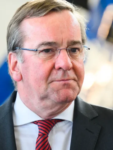 Ambiguïté autour des incidents de drones en Allemagne : le ministre Pistorius aborde la gestion de la crise